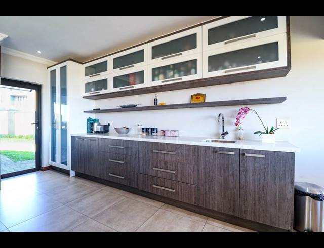 4 BEDROOM HOUSE FOR SALE IN COPPERLEAF ESTATE